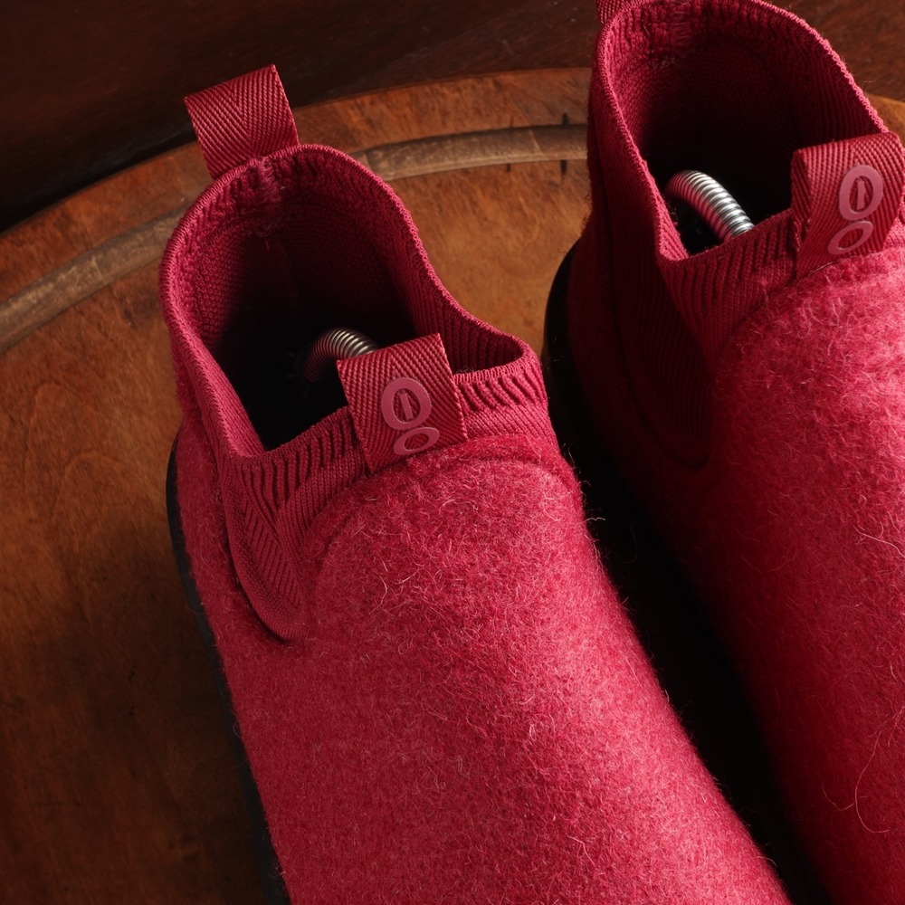OOFOS Boot WMS SZ 7 Pink Red OOmega Londoner Wool Blend Comfort Recovery Chelsea - Picture 5 of 12